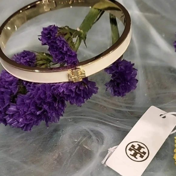 Tory Burch Cream and Gold Bangle Bracelet - Picture 3 of 4